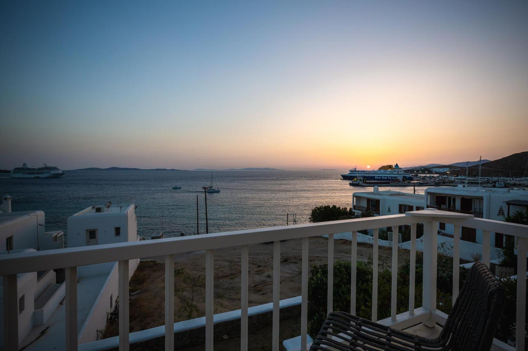 Namaste Boutique Apartments Mykonos Tourlos Buitenkant foto